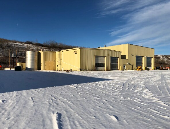 More Photos Of 8610 87th Ave, Peace River Warehouse For Sale