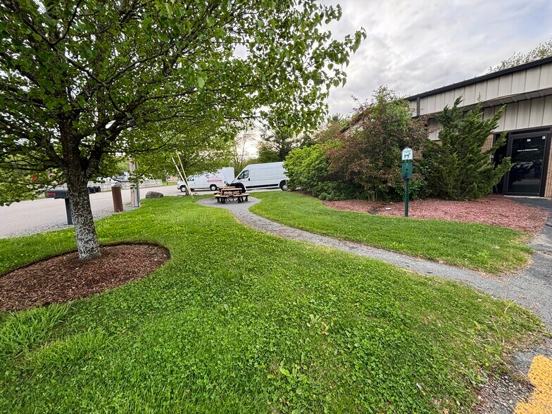 More Photos Of 110 Elm St, Bridgewater Warehouse For Lease