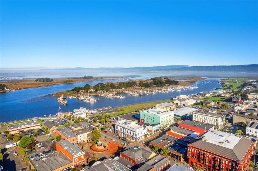 More Photos Of 507 2nd St, Eureka General Retail For Sale