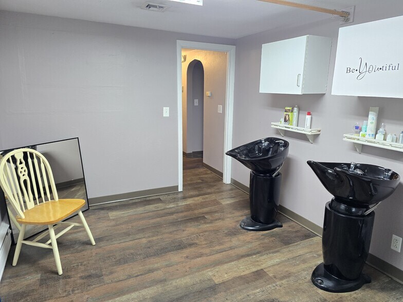 More Photos Of 154 Talcottville Rd, Vernon Rockville Freestanding For Sale