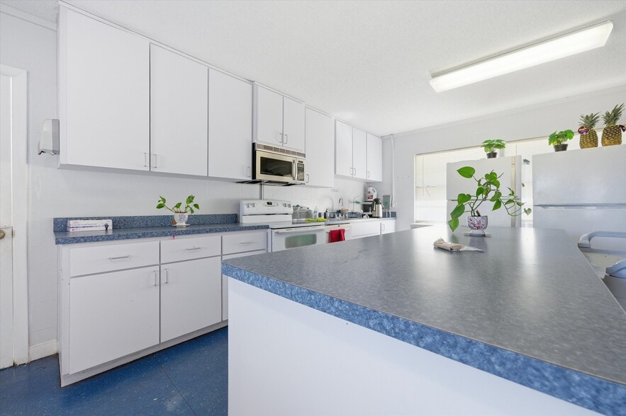 More Photos Of 6104 Polk Ave, Lakeland Religious Facility For Sale