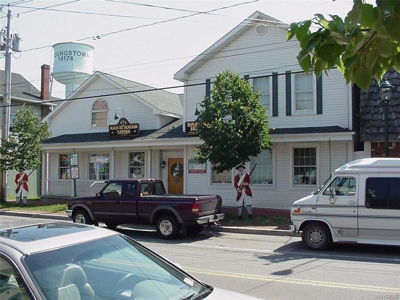 More Photos Of 418 Main St, Youngstown Restaurant For Sale