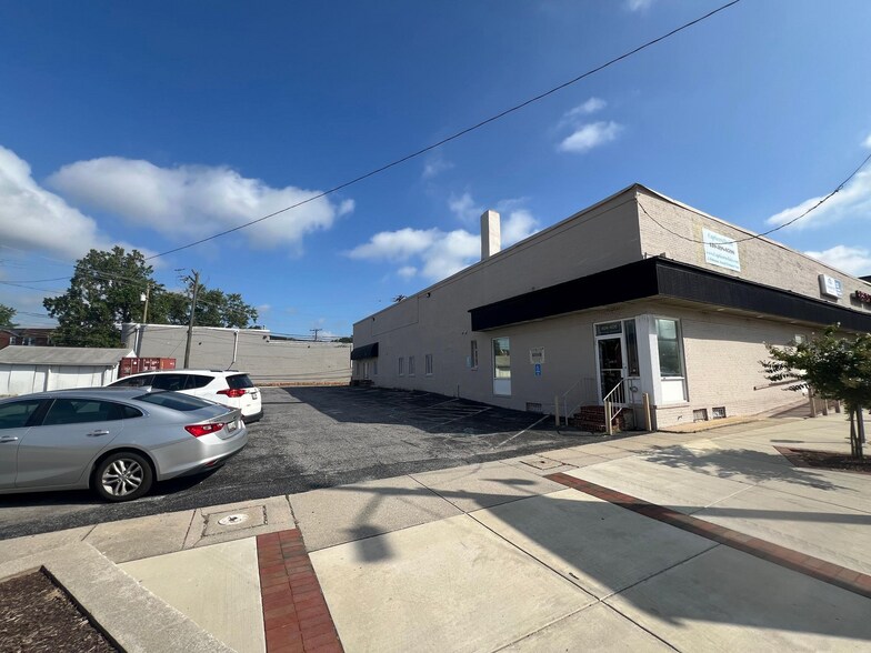 More Photos Of 404-406 Eastern Blvd, Essex Office For Sale