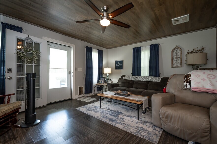 More Photos Of 3655 Neese Commerce Rd, Hull Multifamily For Sale