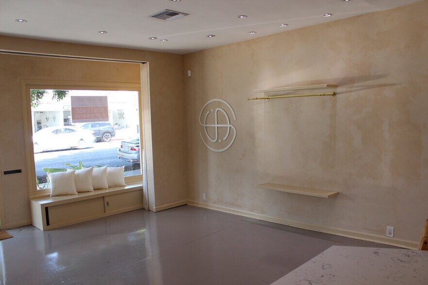 More Photos Of 840 S Robertson Blvd, Los Angeles Storefront Retail Office For Lease