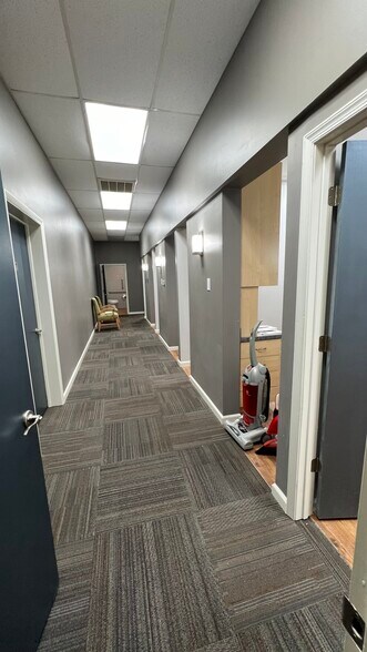 More Photos Of 3750 Virginia Beach Blvd, Virginia Beach General Retail For Lease