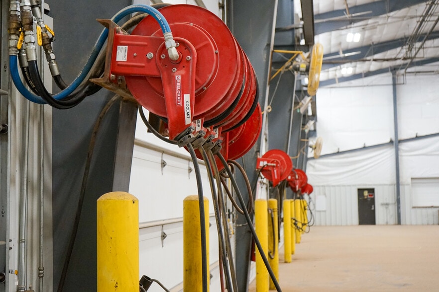 More Photos Of 9163 W Murphy St, Odessa Industrial For Lease