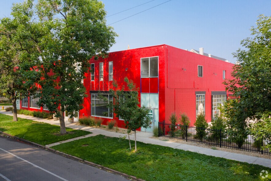 More Photos Of 2403 Champa St, Denver General Retail For Sale