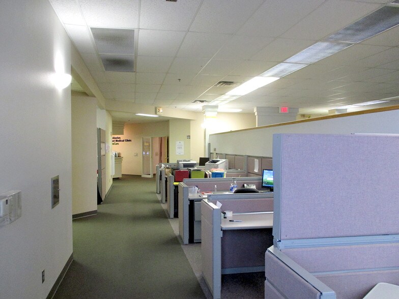 More Photos Of 2700 8th St NW, Minot Medical For Sale