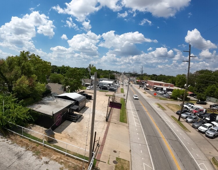 More Photos Of 4210 E 11th St, Tulsa Freestanding For Sale