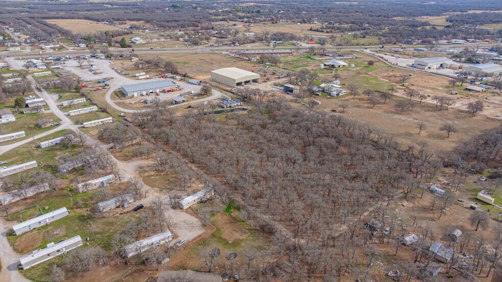 More Photos Of 4610 E Highway 199, Springtown General Retail For Sale