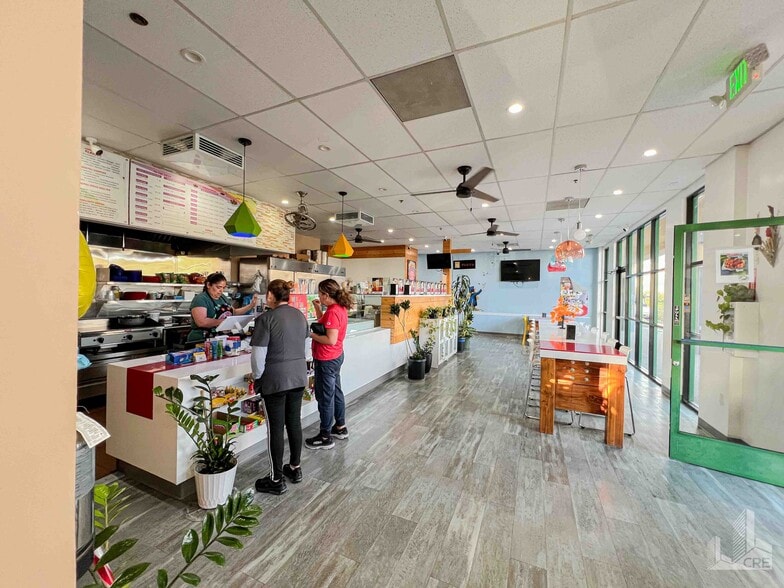 More Photos Of 14222 E 14th St, San Leandro Storefront For Sale