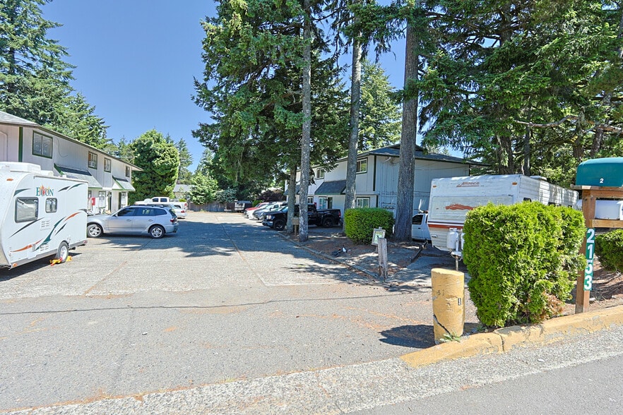 More Photos Of 2153 10th St, Florence Apartments For Sale