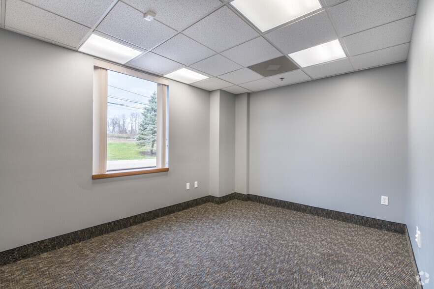 Photo of Bsmt Floor Ste B-17