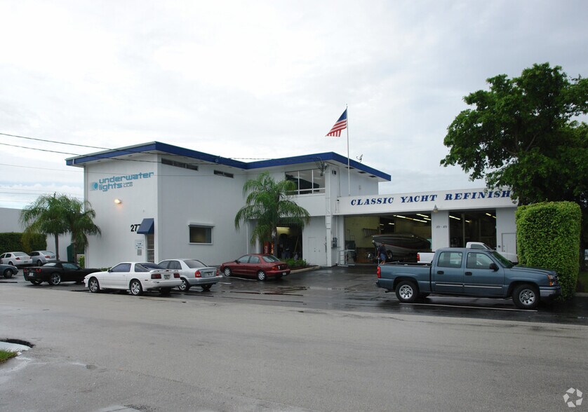 More Photos Of 271-273 SW 33rd Ct, Fort Lauderdale Warehouse For Lease