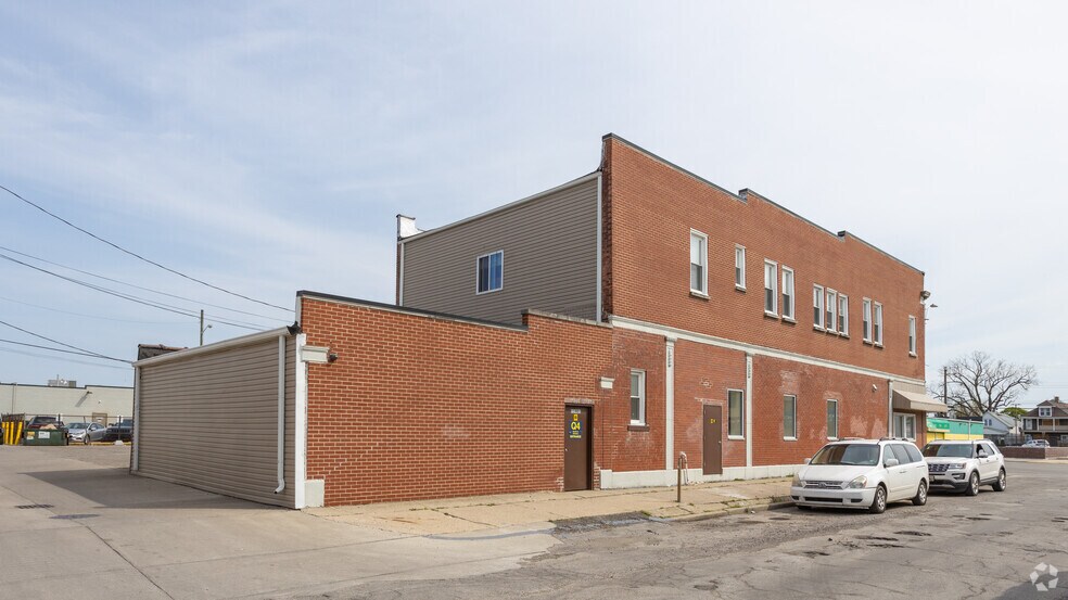 More Photos Of 11901 Joseph Campau St, Hamtramck Storefront Retail Office For Lease