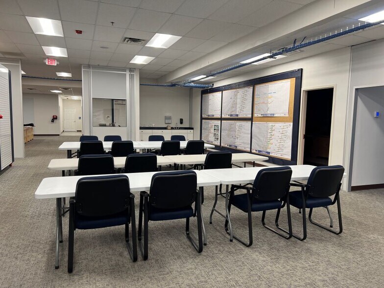 More Photos Of 2727 Franklin Rd SW, Roanoke Medical For Lease