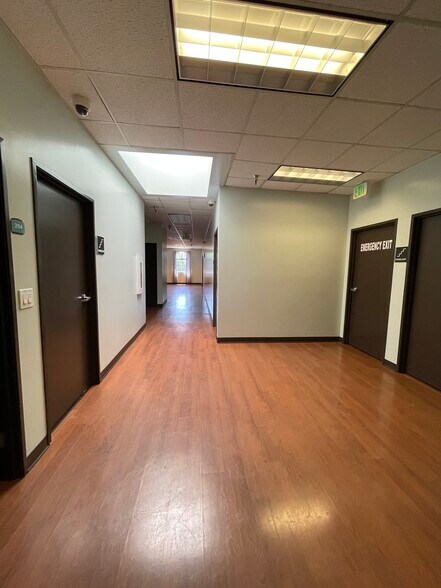 More Photos Of 902 N Grand Ave, Santa Ana Medical For Sale
