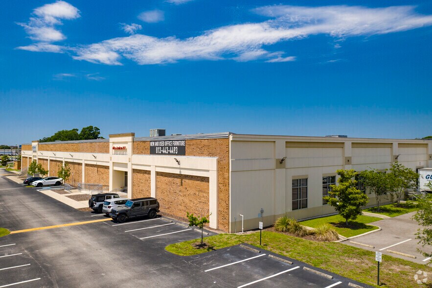 Primary Photo Of 8800-8824 E Adamo Dr, Tampa Distribution For Lease
