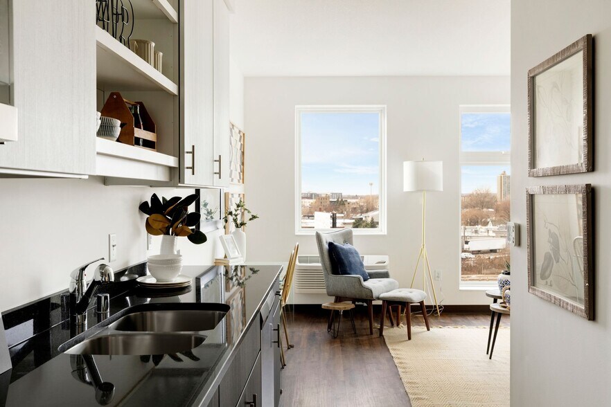 More Photos Of 309-NE Ulysses St, Minneapolis Apartments For Lease