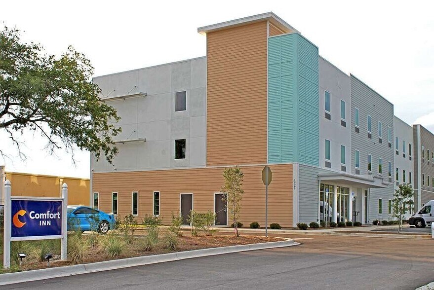 More Photos Of 12282 Emerald Coast Pkwy West, Miramar Beach Hotel For Sale