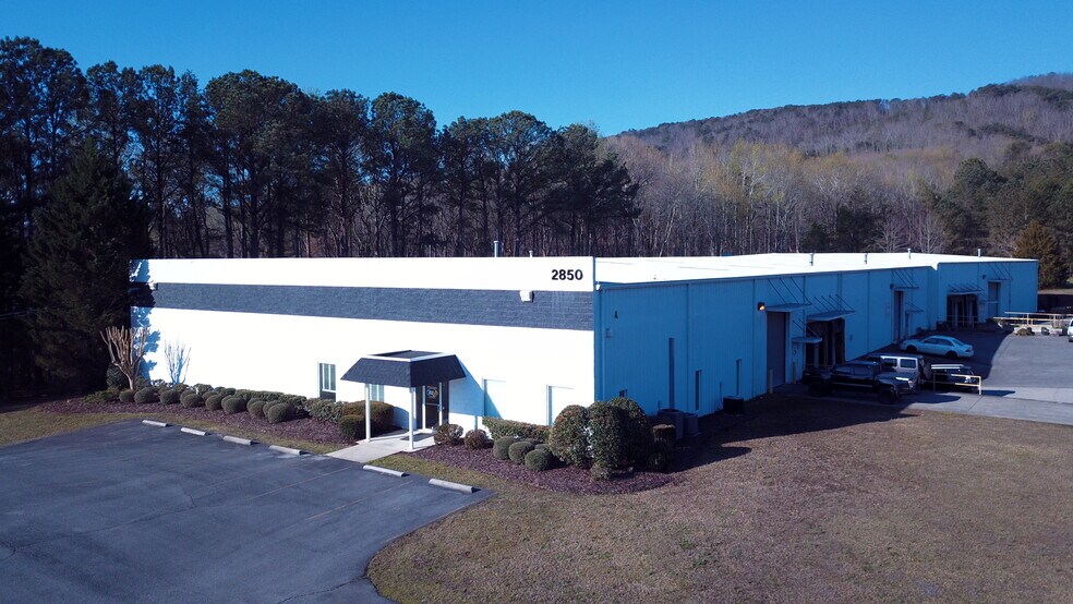 Primary Photo Of 2850 N Dug Gap Rd SW, Dalton Distribution For Sale