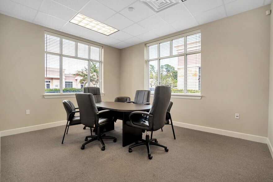 More Photos Of 2219 Sawdust Rd, The Woodlands Medical For Sale
