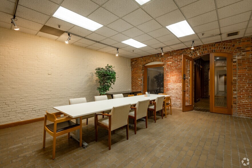 More Photos Of 119 1st Ave S, Seattle Loft Creative Space For Lease