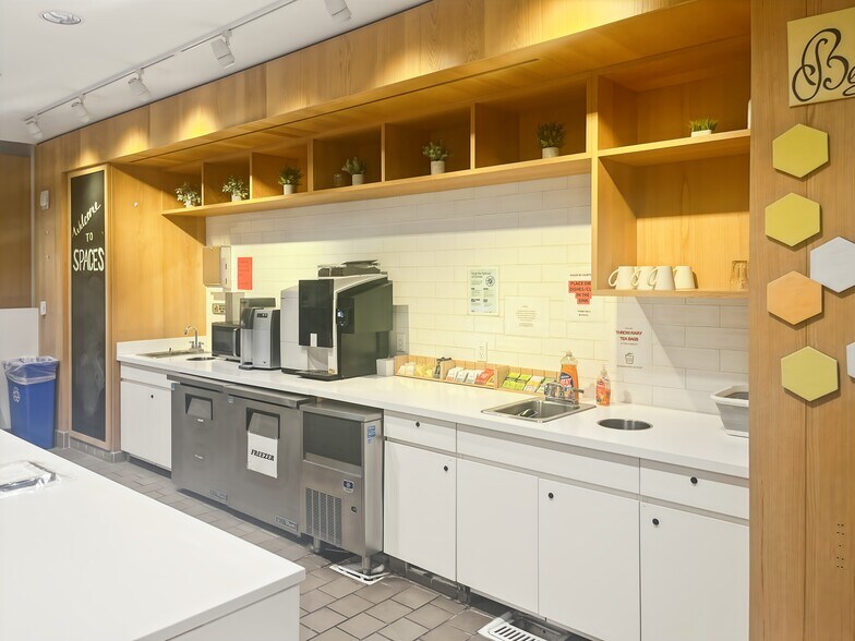 More Photos Of 2445 Augustine Dr, Santa Clara Coworking Space