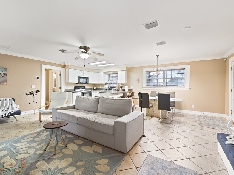 More Photos Of 12730 E Highway 25, Ocklawaha Specialty For Sale