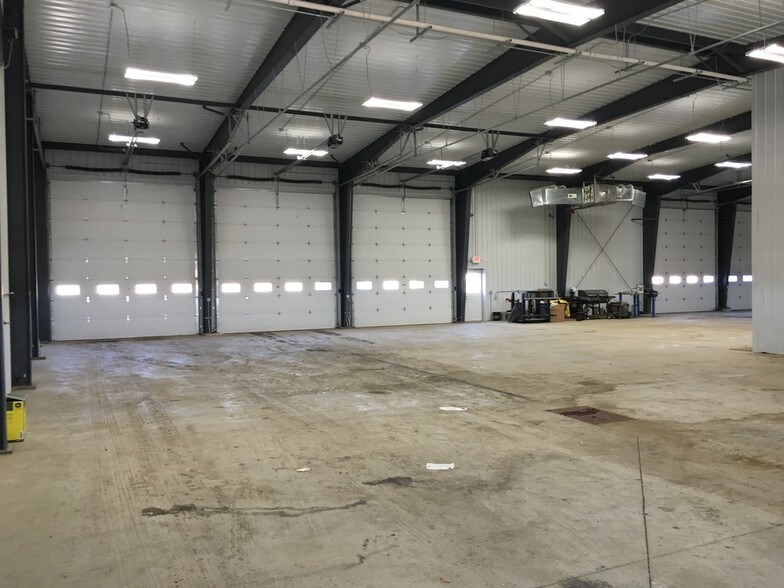 More Photos Of 2981 109th Ave SW, Dickinson Warehouse For Lease