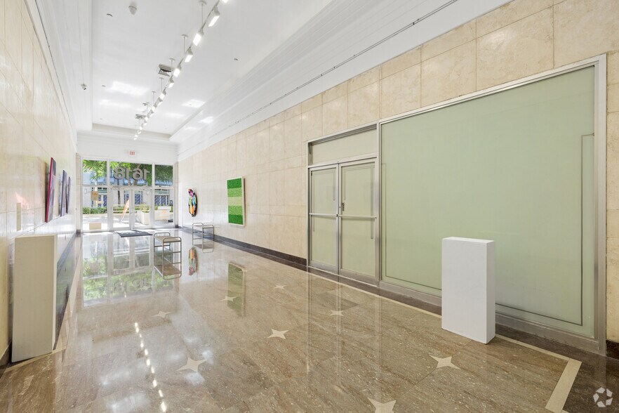 More Photos Of 420 Lincoln Rd, Miami Beach Loft Creative Space For Lease