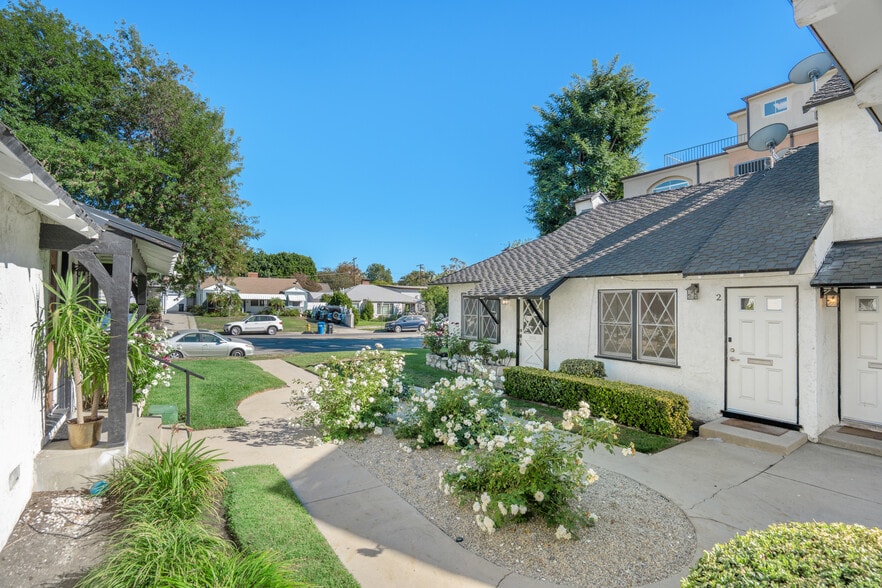 More Photos Of 4441-45 Tujunga 4441-45 Tujunga ave, North Hollywood Apartments For Sale