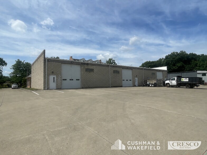 More Photos Of 30205 Clemens Rd, Westlake Research And Development For Lease
