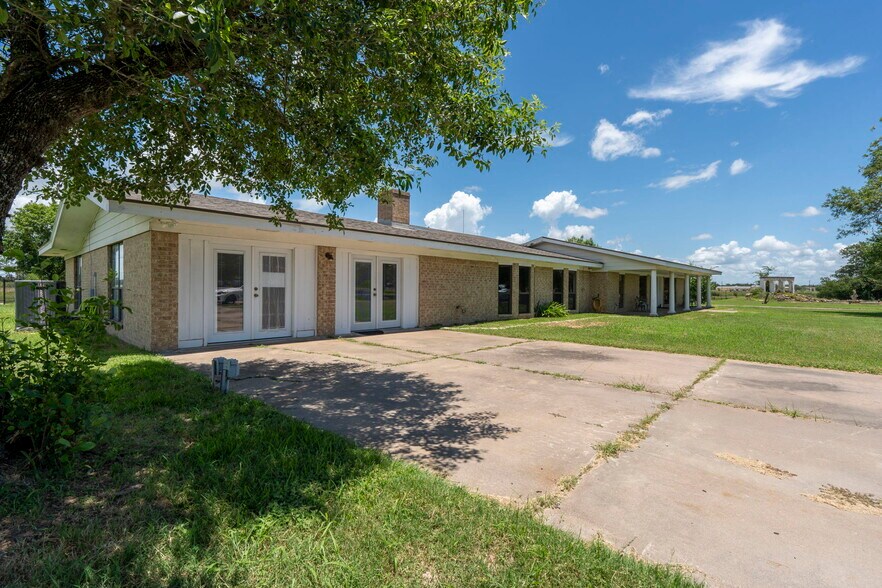 More Photos Of 3345 E Austin St, Giddings Land For Sale