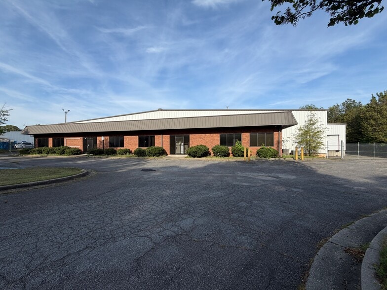 Primary Photo Of 1449 Field Park Cir, Marietta Warehouse For Lease