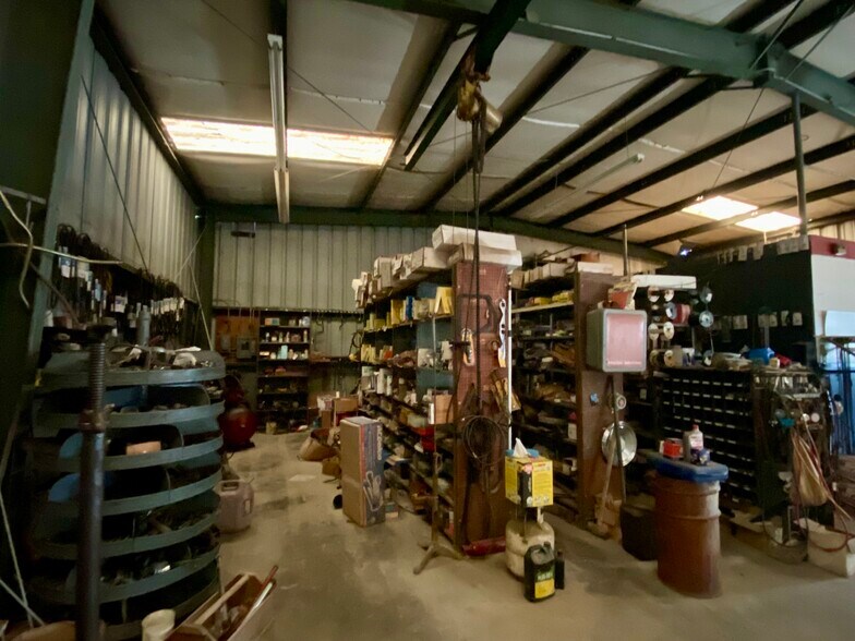 More Photos Of 1747 Highway 11 S, Picayune Auto Repair For Sale