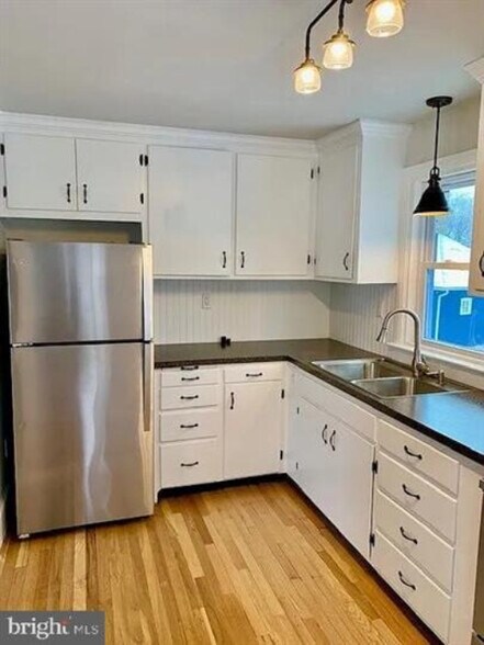 More Photos Of 938 Lititz Pike, Lititz Flex For Sale