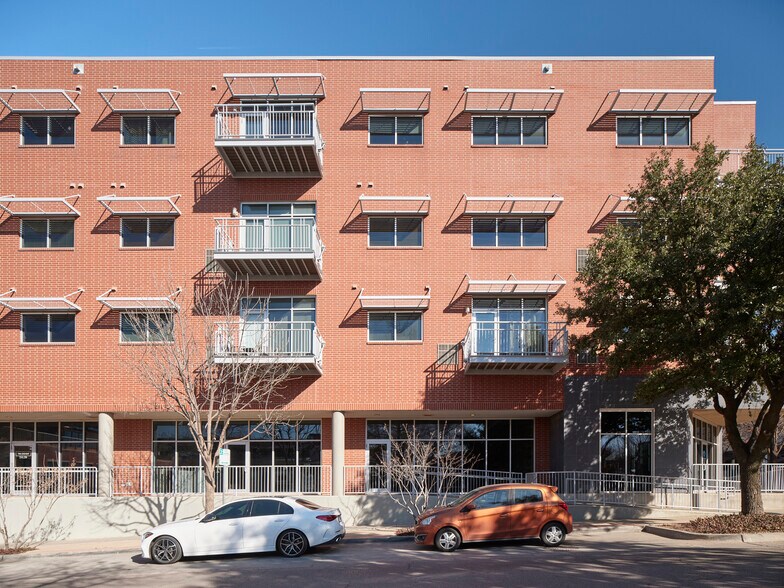 More Photos Of 1 NE 2nd St, Oklahoma City Loft Creative Space For Lease