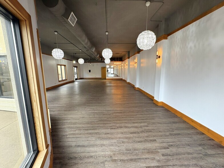 More Photos Of 35736 Allen Ave, Crosslake General Retail For Sale