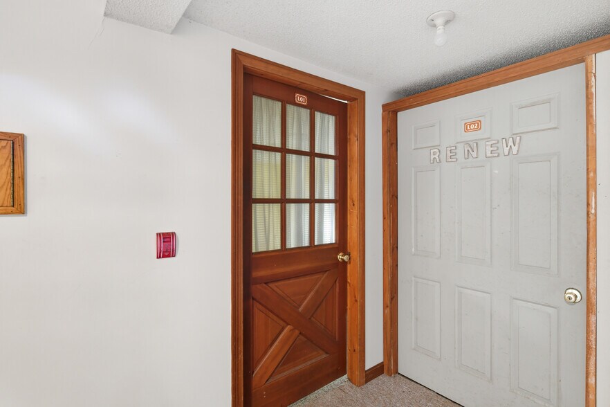 More Photos Of 131 Main St, Hatfield Loft Creative Space For Lease