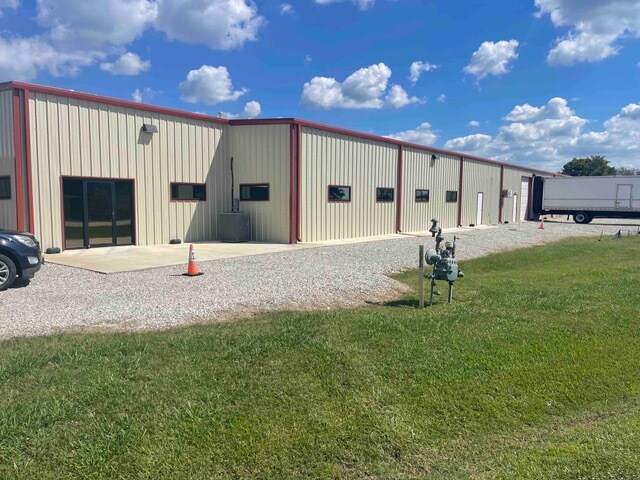 More Photos Of 9459 Alawhe Dr, Claremore Warehouse For Sale