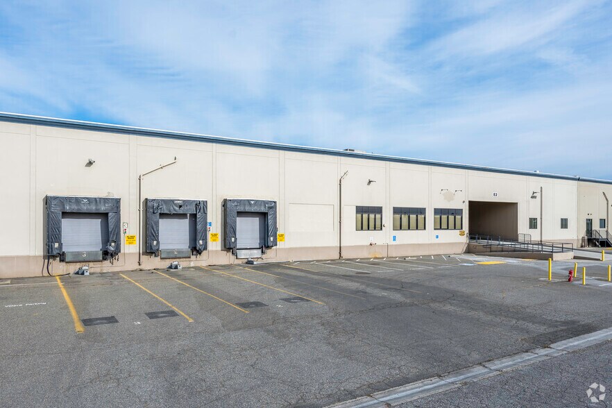 More Photos Of 4800 Lang Ave, Mcclellan Manufacturing For Lease