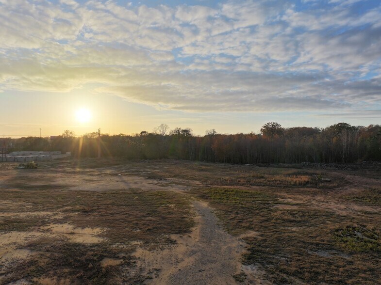 More Photos Of 12317 Atlanta Hwy, Montgomery Land For Lease