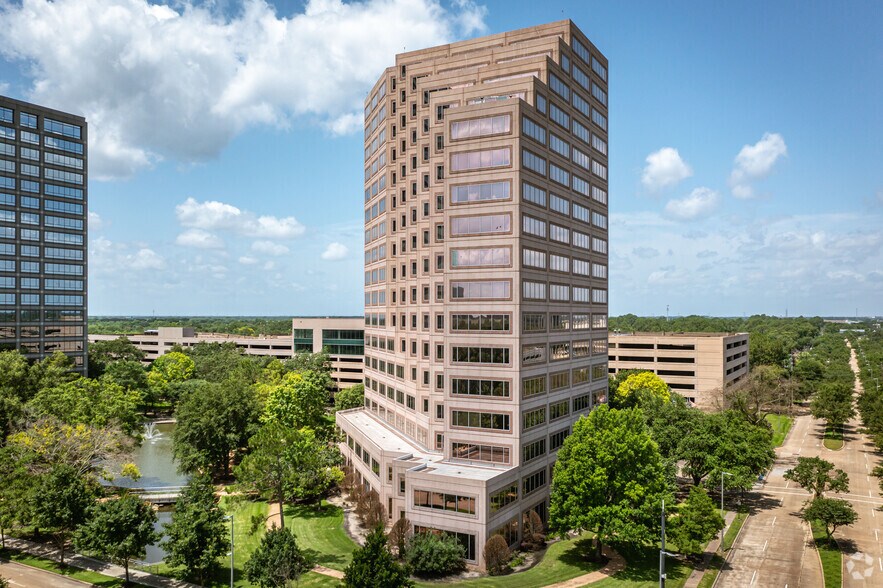 More Photos Of 580 Westlake Park Blvd, Houston Unknown For Lease