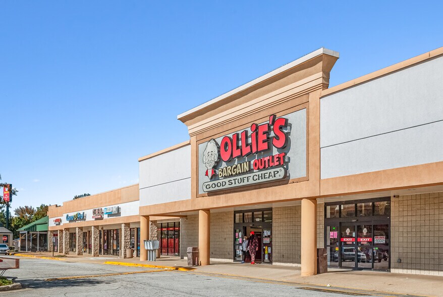 More Photos Of 3797-3879 Highway 138, Stockbridge Unknown For Lease