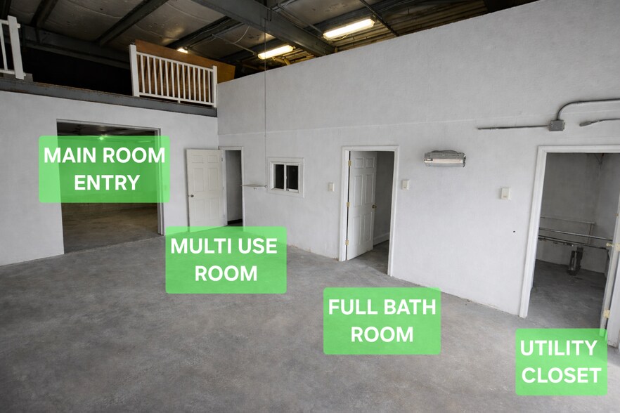 More Photos Of 21 Ranger Dr, Kittery Light Distribution For Sale