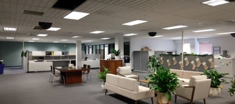 More Photos Of 150 Mattatuck Heights Rd, Waterbury Light Manufacturing For Sale