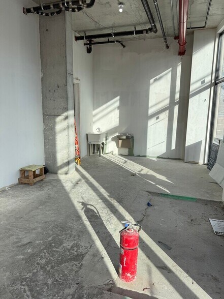 More Photos Of 3051 Atlantic Ave, Brooklyn Apartments For Lease