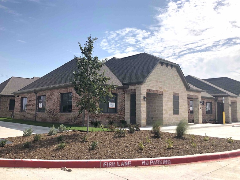 Primary Photo Of 2601 Little Elm Pky, Little Elm Medical For Lease